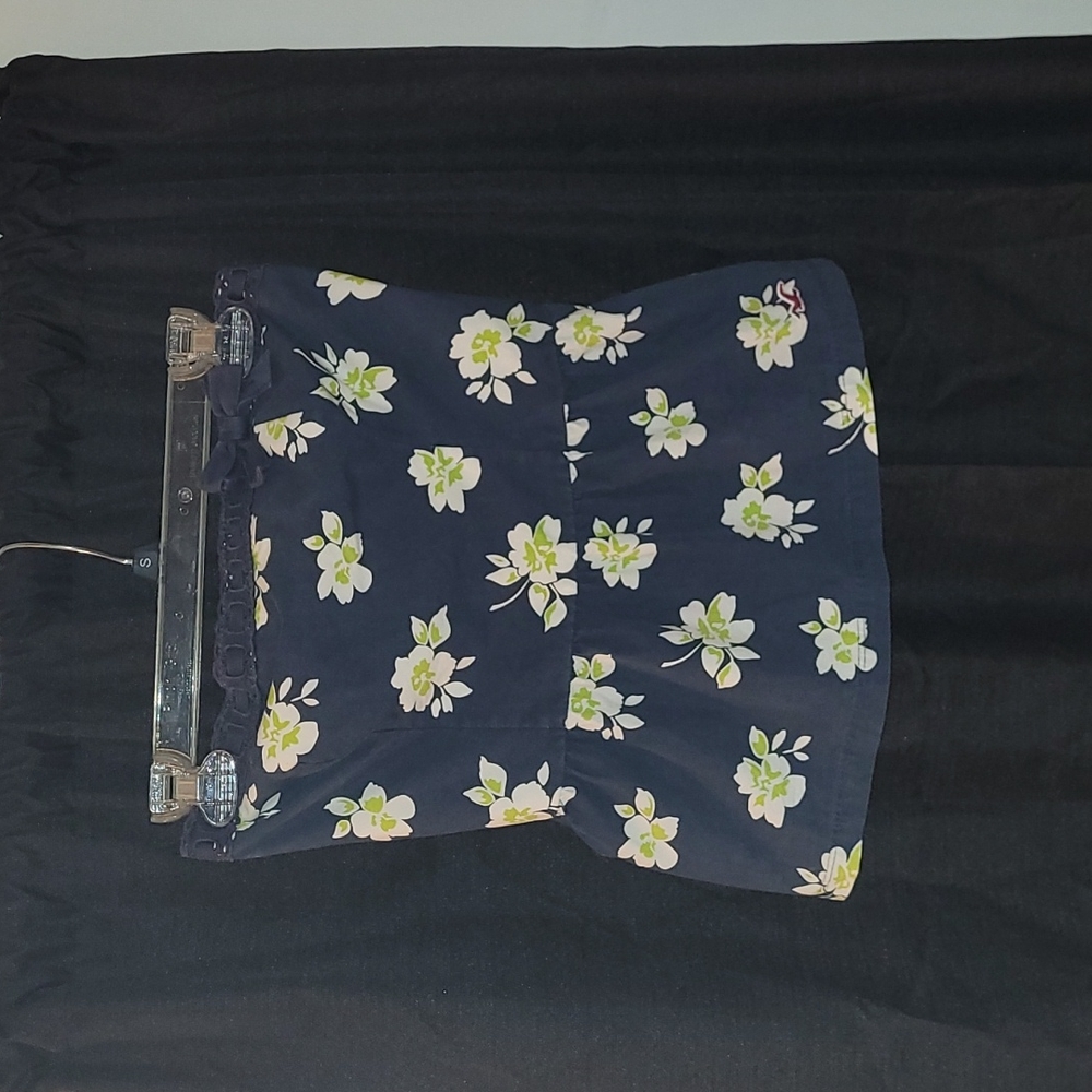 Cute Hollister tube top